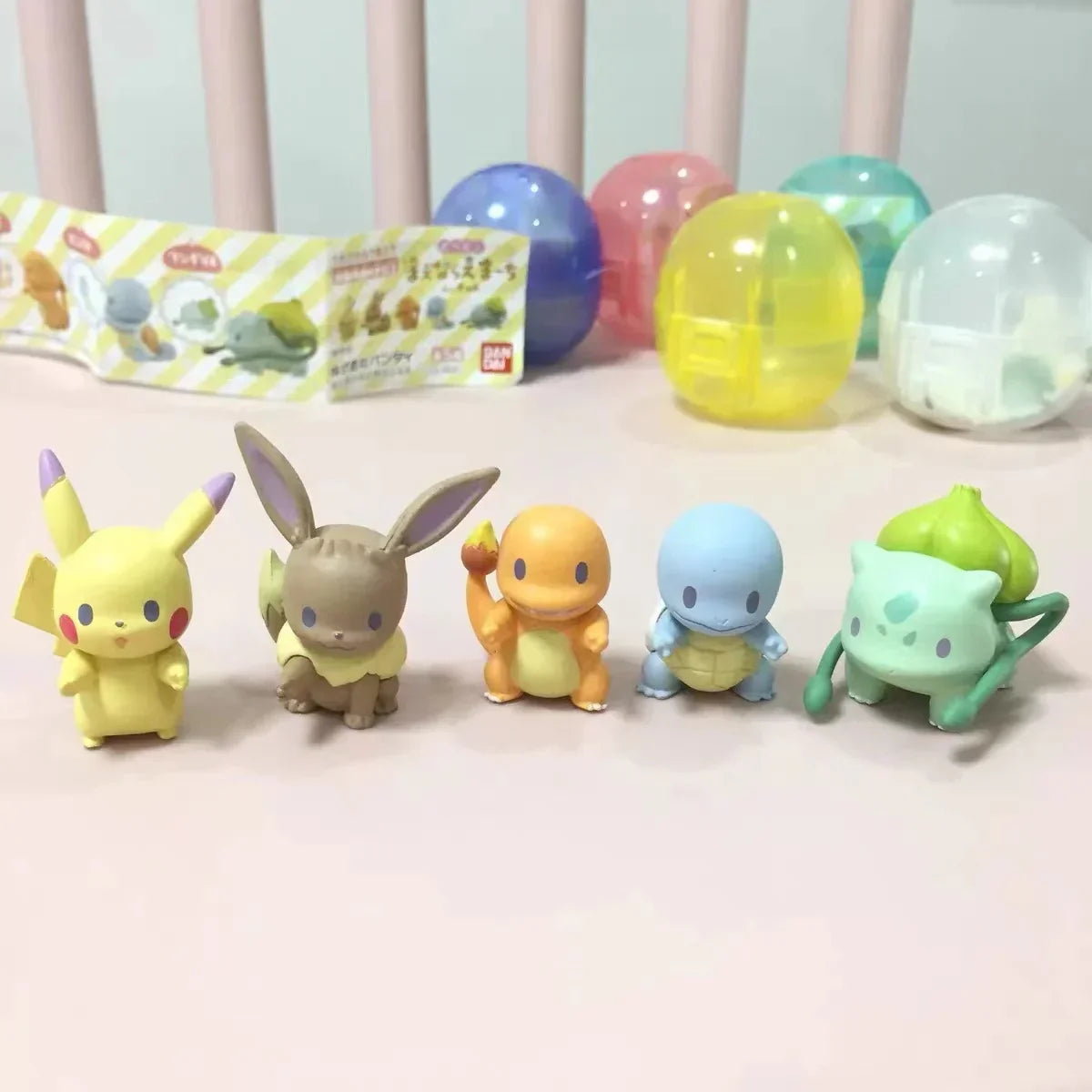 Pikachu & Eevee Q-Figures  - Image 8